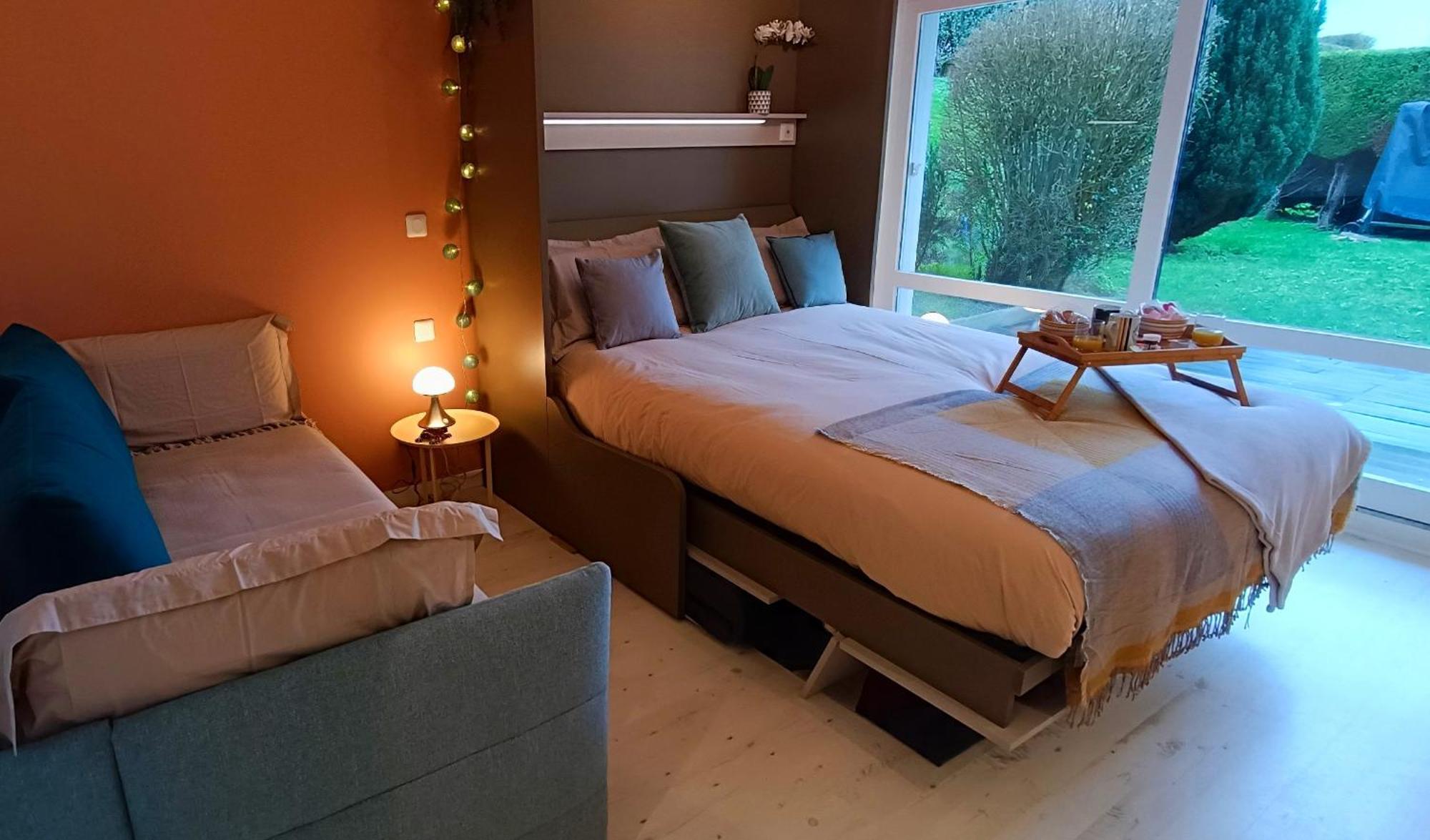 Studio Proche Plage - Parking Gratuit Et Prive - Terrasse Et Petit Jardin Cloture Courseulles-sur-Mer Exterior photo